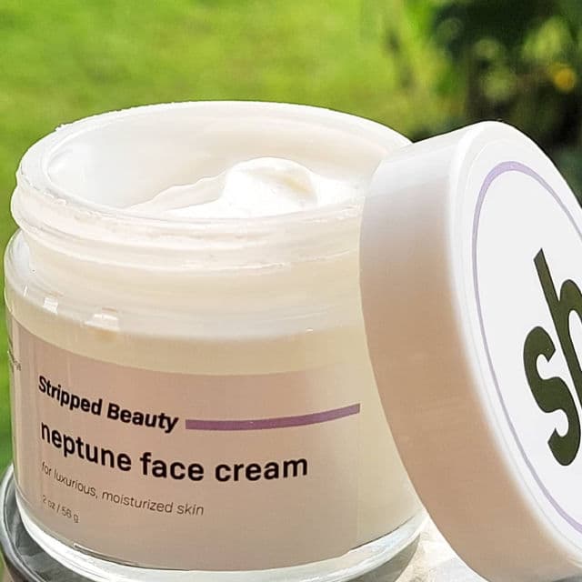 Stripped Beauty Neptune Face Cream review photo by hmpocketglam