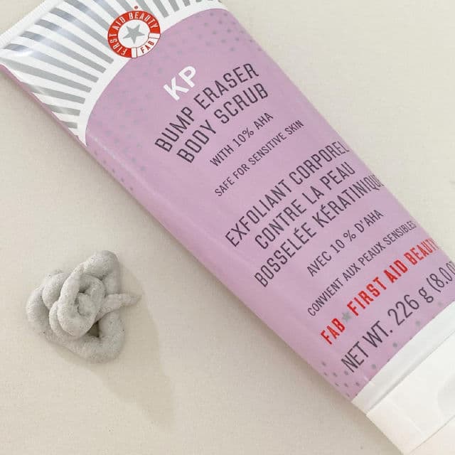 First Aid Beauty KP Bump Eraser Body Scrub review photo by hoarderbeauty