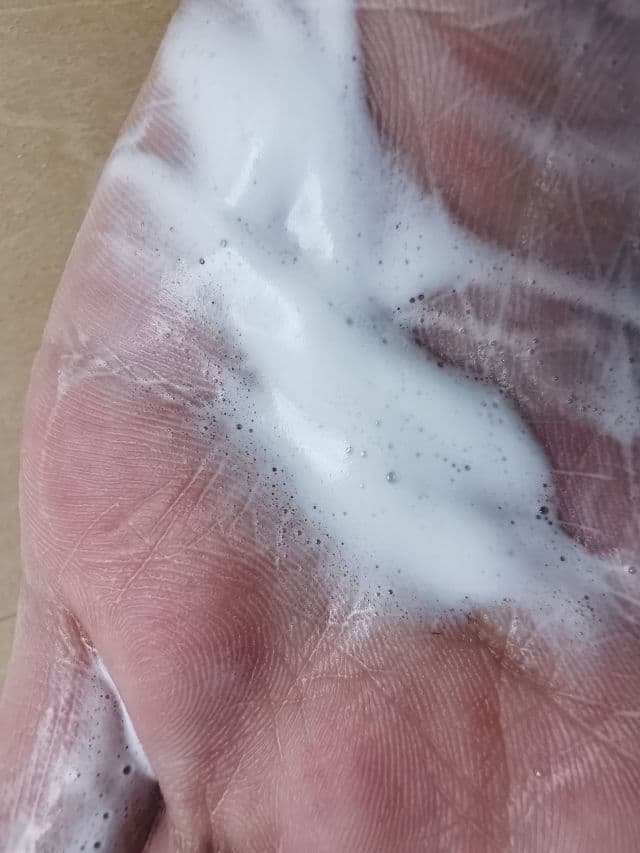 VT COSMETICS Cica Mild Foam Cleanser review photo by htebbethhteb