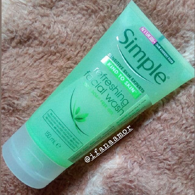Simple Kind To Skin Refreshing Facial Wash review photo by ifanaamor89