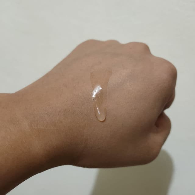 Dermorepubliq 10% Niacinamide + Hyaluronic Acid Face Anti-Blemish Serum review photo by skinvenue