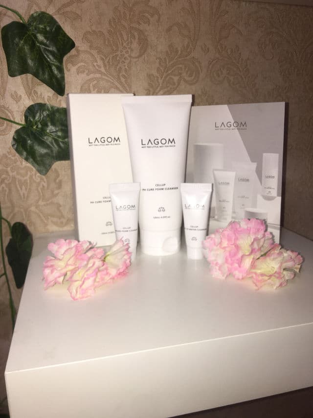 Lagom Cellup Micro Cleansing Water review photo by imniikinails