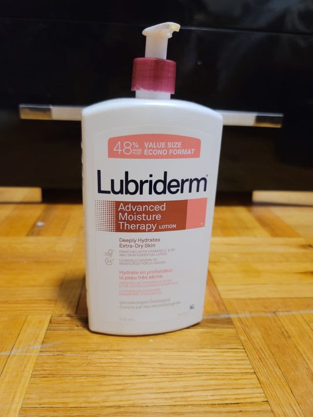 Lubriderm Daily Moisture Lotion for Sensitive Skin review photo by ireview