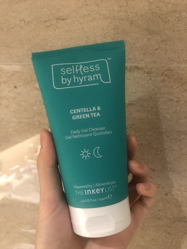 Selfless by Hyram Centella & Green Tea Hydrating Gel Cleanser review photo by isabelazhari