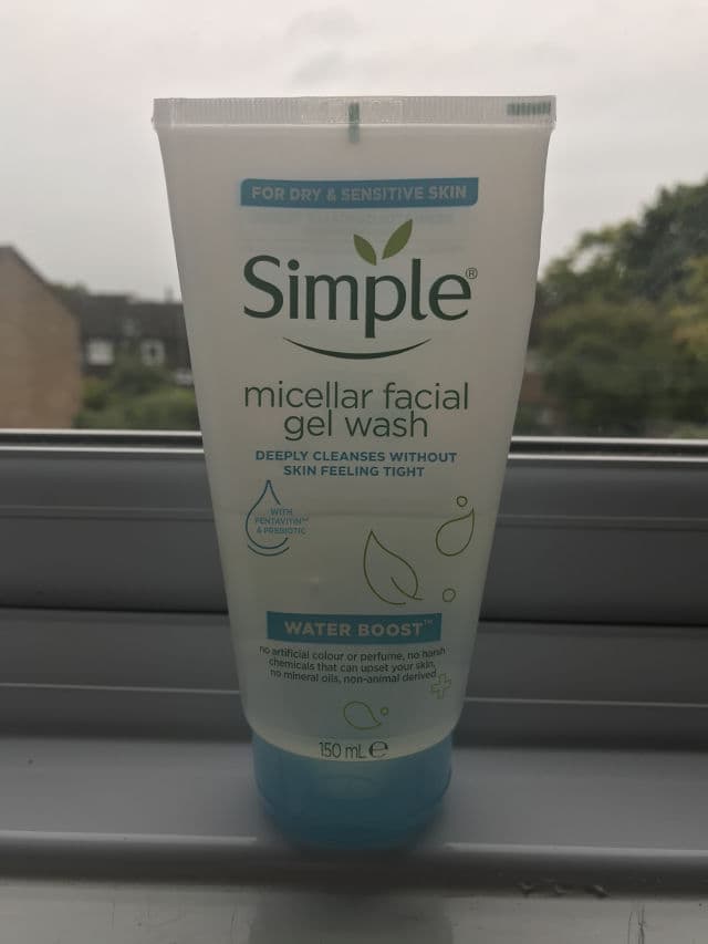 Simple Water Boost Micellar Cleansing Facial Gel Wash review photo by ishiskin