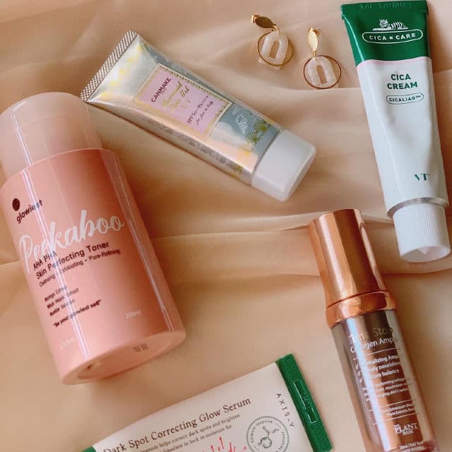 Glowiest Peekaboo AHA PHA Skin Perfecting Toner review photo by itsnnyl