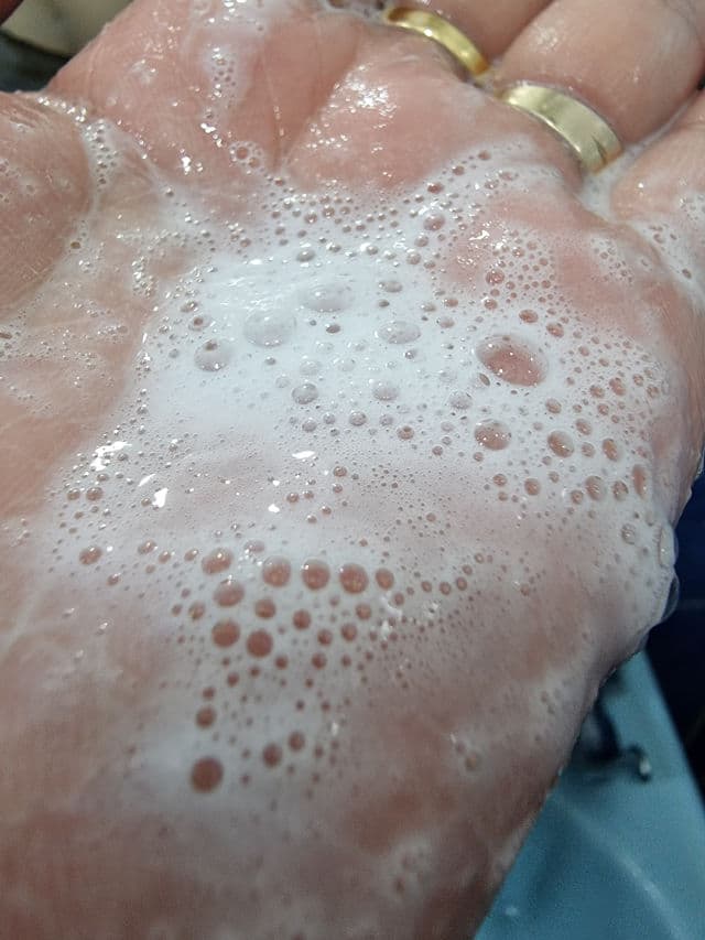 AXIS-Y Sunday Morning Refreshing Cleansing Foam review photo by izmelexxie