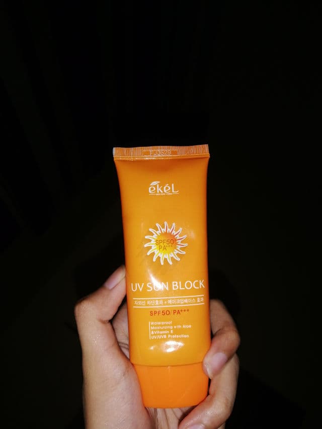 ekel UV Sun Block with SPF 50/ PA+++ review photo by jaiiii