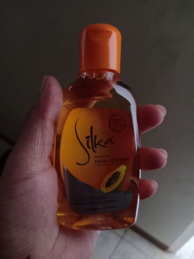Silka Papaya Facial Cleanser review photo by jenecil