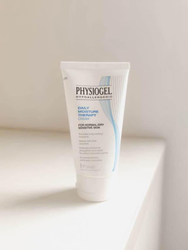 Physiogel Daily Moisture Therapy Cream review photo by jenxskin