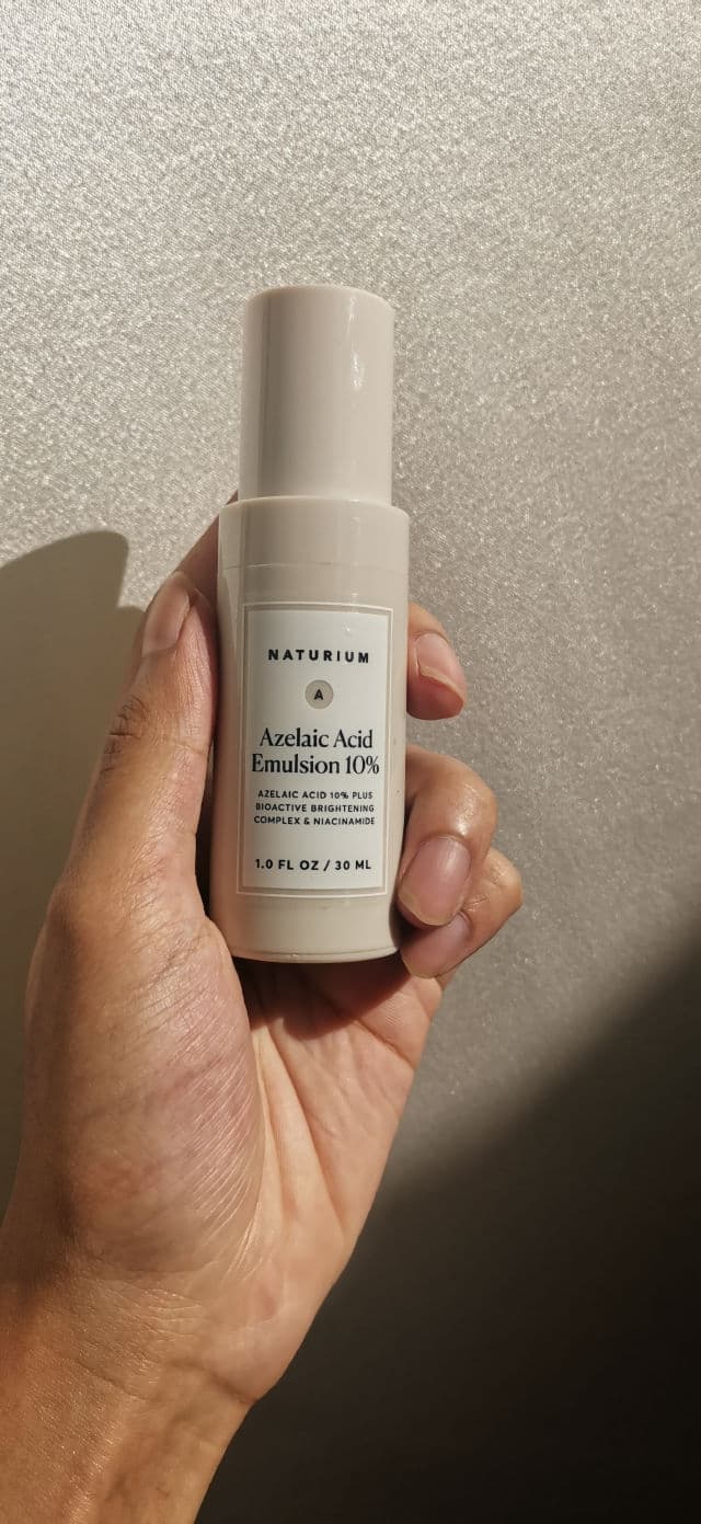 Naturium Azelaic Acid Emulsion 10% review photo by jinukariyawasam
