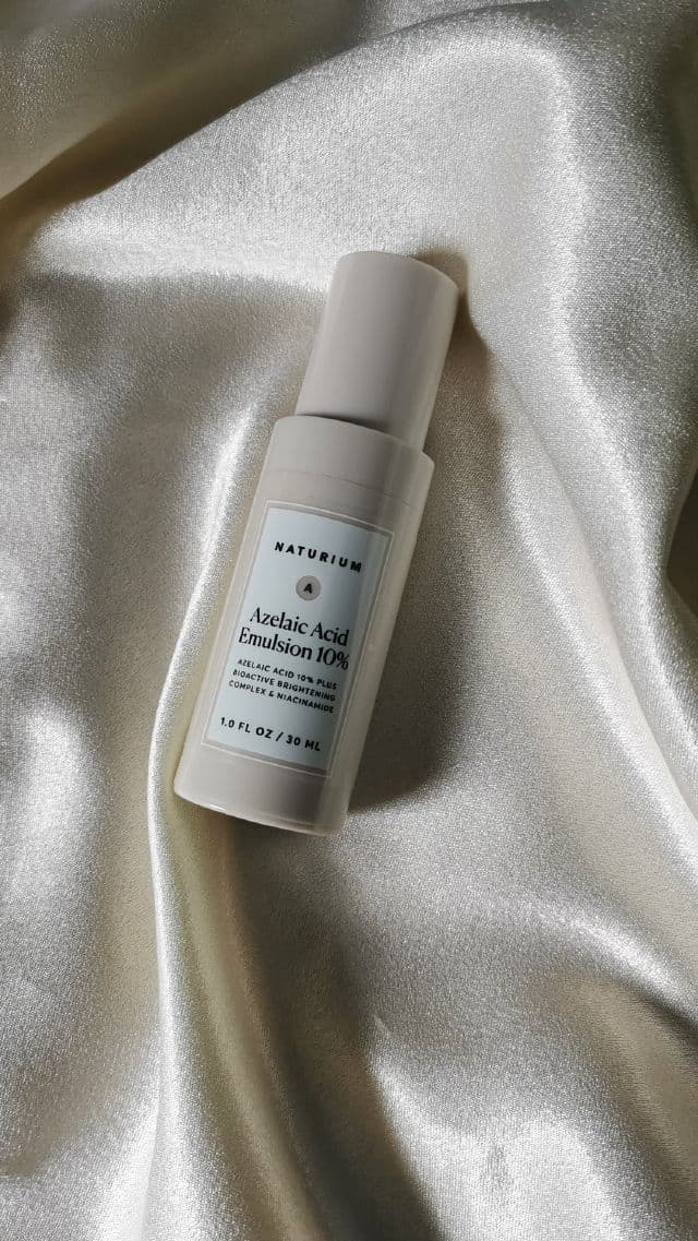 Naturium Azelaic Acid Emulsion 10% review photo by jinukariyawasam