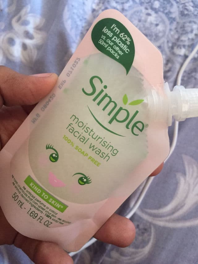 Simple Moisturising Face Wash review photo by solana