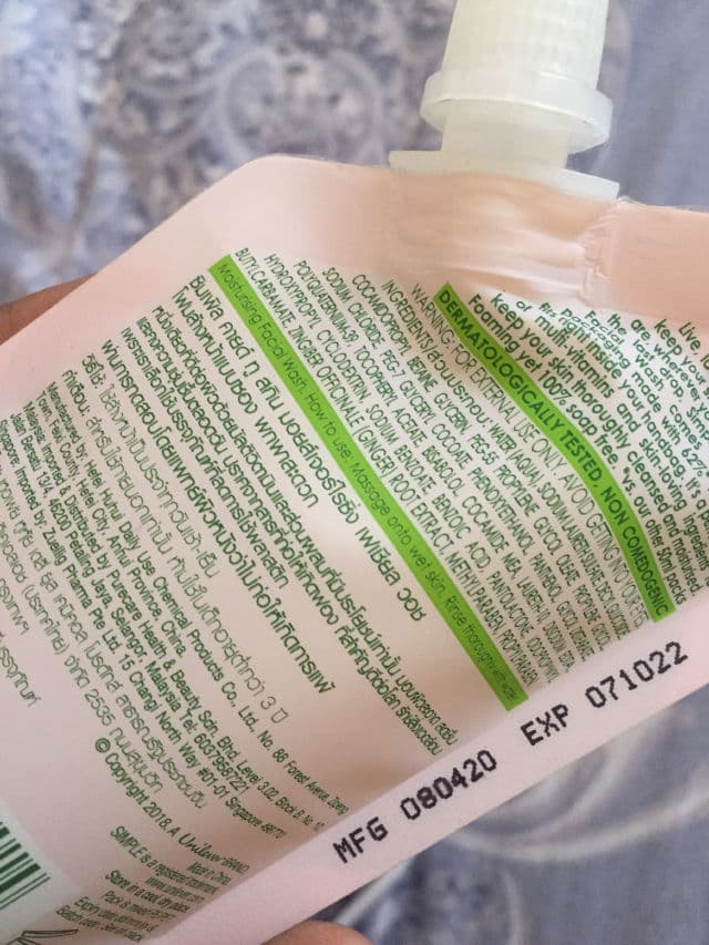 Simple Moisturising Face Wash review photo by solana