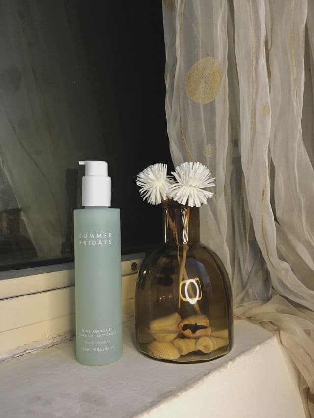Summer Fridays Super Amino Gel Cleanser review photo by jsloveskincare