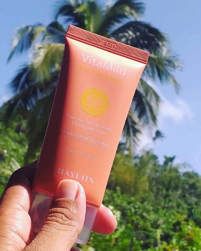 HAYEJIN VitaMild Pink Sun Cream SPF50+ PA++++ review photo by juliet28