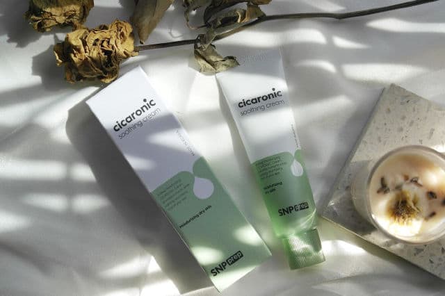 SNP Cicaronic Soothing Cream review photo by kacamatahayuni