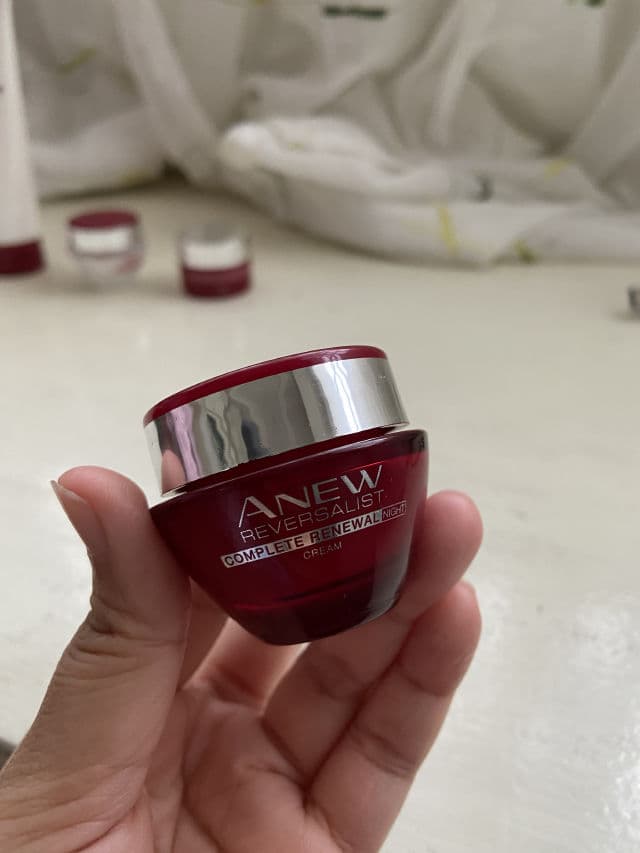 Avon Anew Reversalist Complete Renewal Night Cream review photo by katsyfaustinoobra