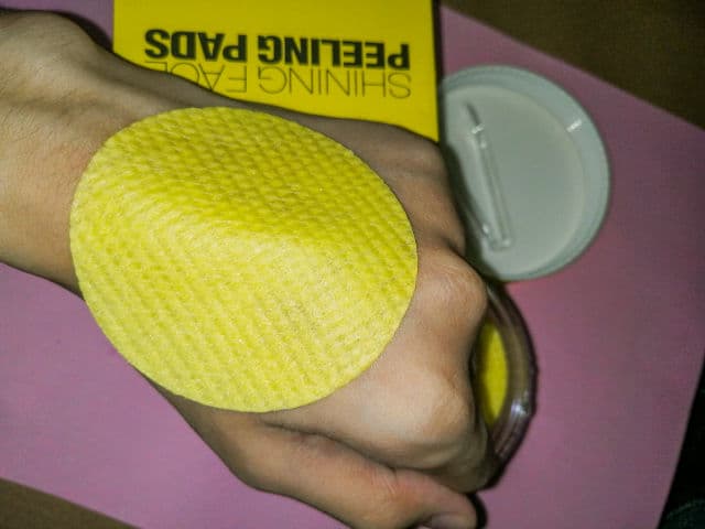 So Natural Shining Face Peeling Pads review photo by kaweeel