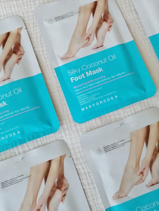 MADFORCOS Silky Coconut Oil Foot Mask review photo by kawwee