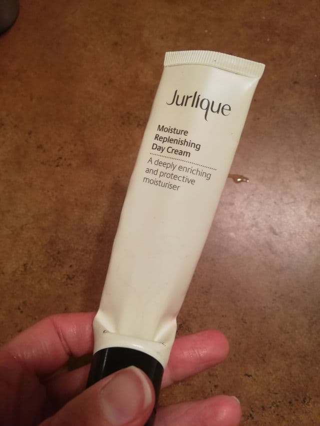 Jurlique Moisture Replenishing Day Cream review photo by keppers