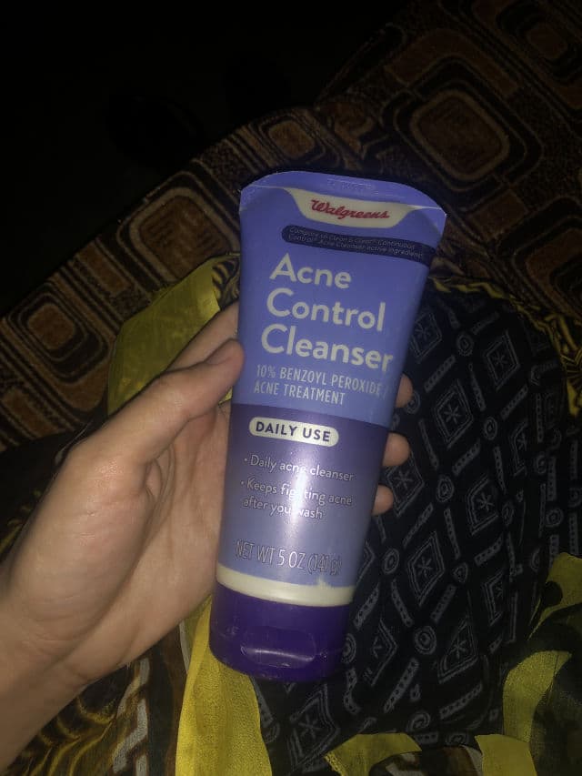 Walgreens Daily Acne Control Cleanser review photo by khan96