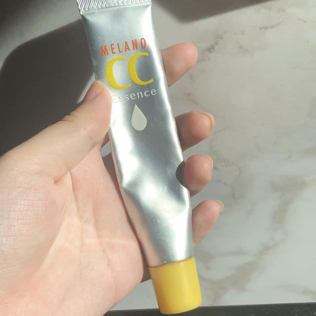 Rohto Mentholatum Melano CC Intensive Anti-Spot Essence review photo by halleysburrow