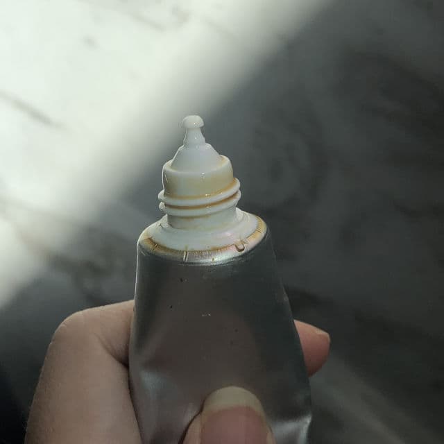 Rohto Mentholatum Melano CC Intensive Anti-Spot Essence review photo by halleysburrow