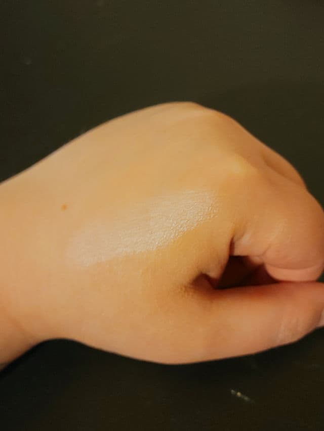 TULA Skincare Glow & Get It Cooling & Brightening Eye Balm review photo by kloveharmon