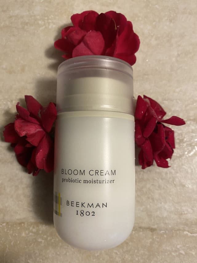 Beekman 1802 Bloom Cream Daily Probiotic Moisturizer review photo by Theskincarebartender
