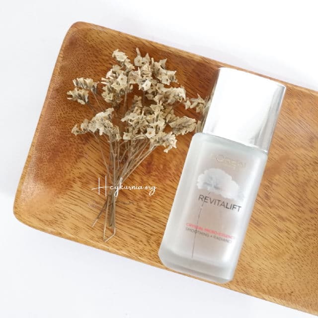 L'Oreal Paris Revitalift Crystal Micro-Essence with Brightening Actives and Centella Asiatica review photo by kurniaashari