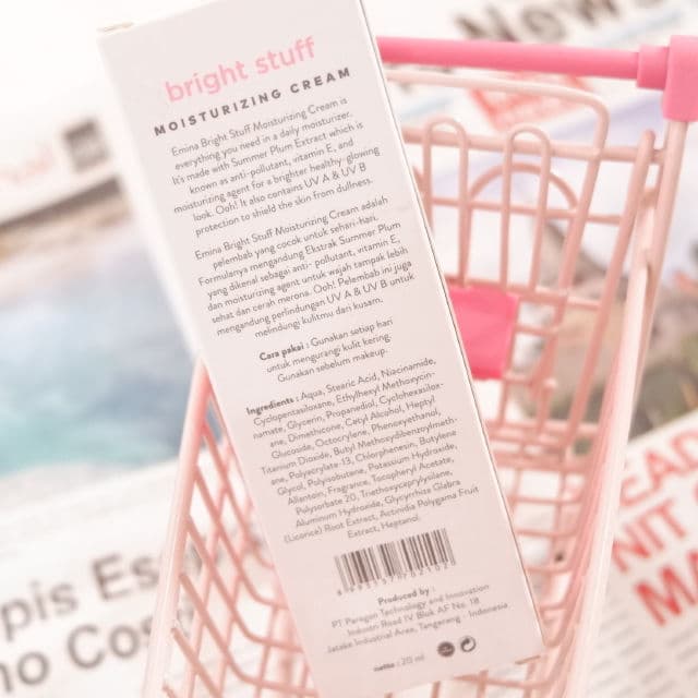 Emina Bright Stuff Moisturizing Cream review photo by kurniaashari