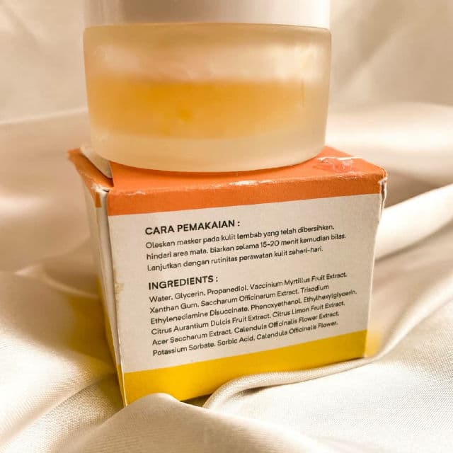 Bloomka Calendula + Sugar Cane Exfloating Mask review photo by adelaidegina