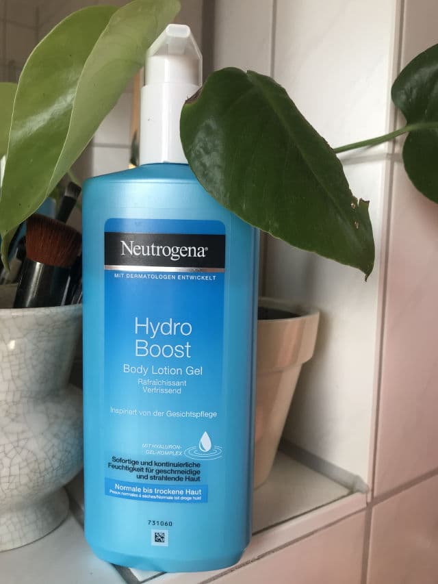 Neutrogena Hydro Boost Body Gel Cream - Fragrance Free review photo by ladycaresalot