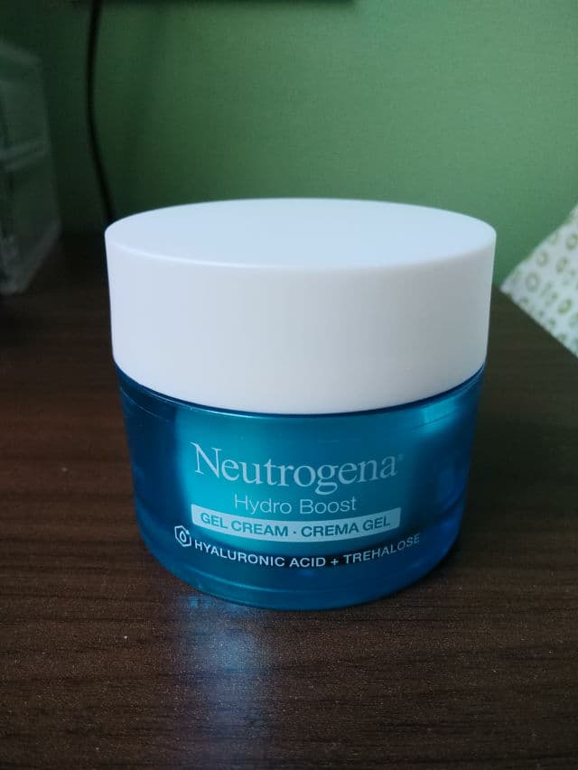 Neutrogena Hydro Boost Gel Cream for Dry Skin review photo by laiabc