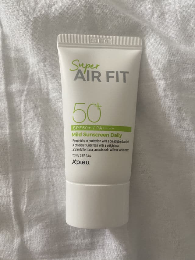 A'pieu Super Air Fit Mild Sunscreen Daily SPF50+ PA++++ review photo by larinka