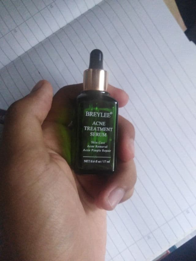 Breylee Acne Treatment Serum review photo by latiff