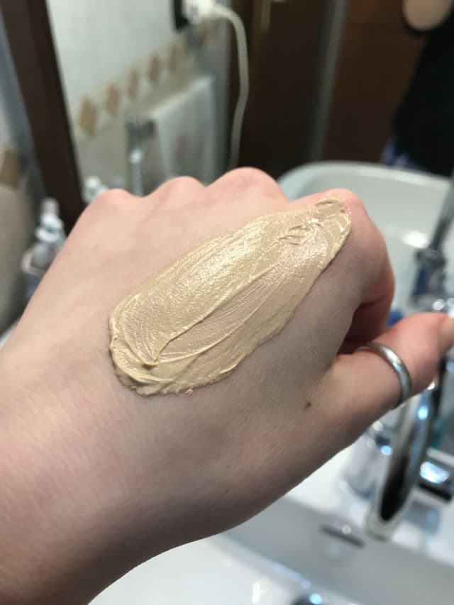 Sun Bum Mineral Sunscreen Face Tint SPF 30 review photo by lauraamenichini