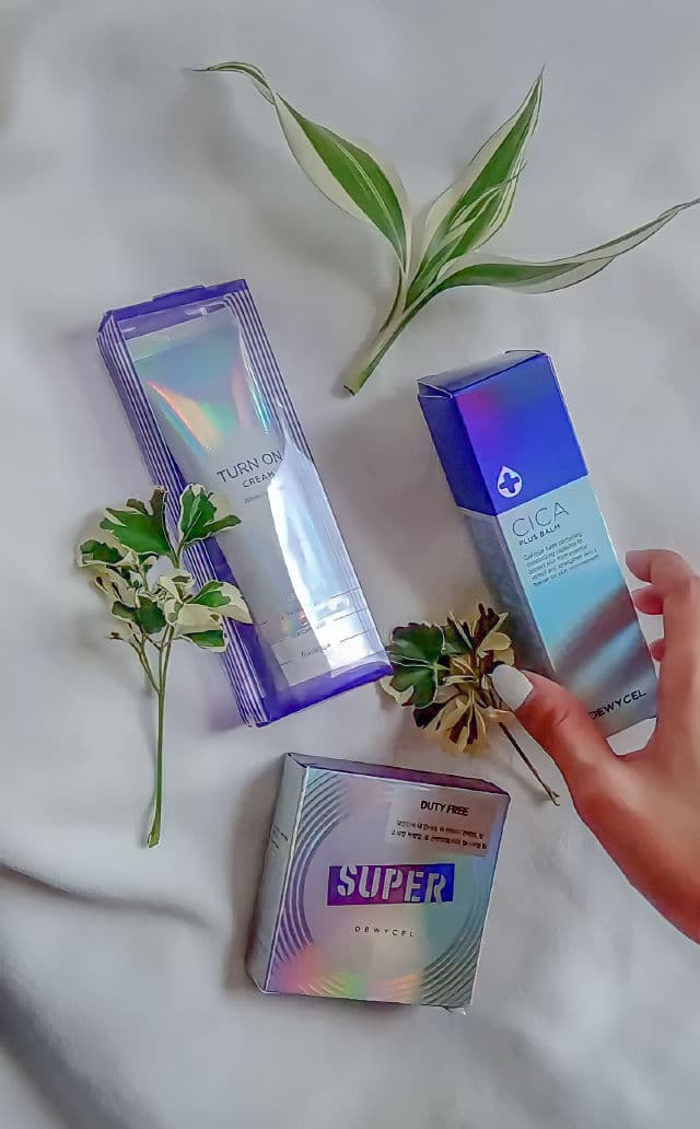 DEWY CEL Turn On Cream (Whitening Effect) review photo by lgvegafria