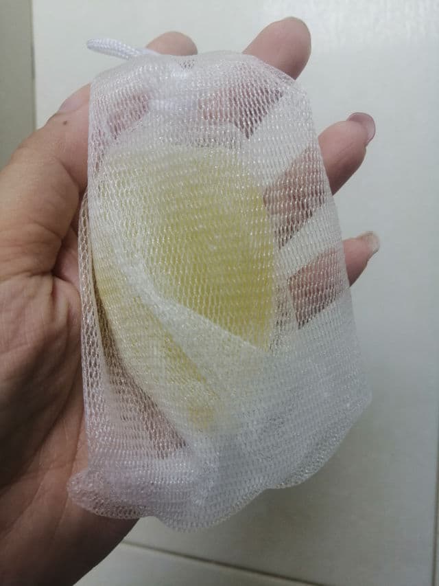 Jellys Pure Face Mask Power Soap review photo by lindoyy