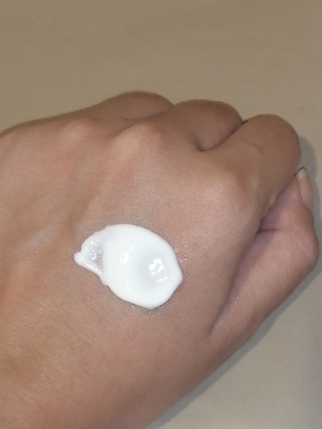 Emina Sun Battle Sun Protection SPF45 review photo by lindoyy
