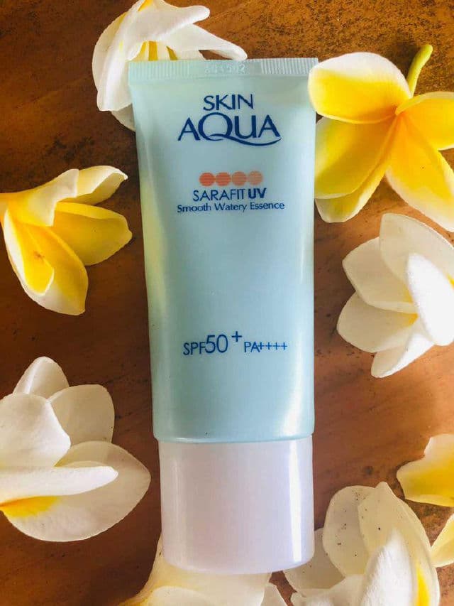 SKIN AQUA Sarafit UV Sarasara Essence SPF50+ PA++++ review photo by lisawang