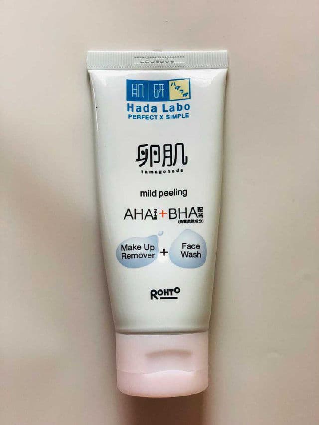 Hada Labo AHA + BHA Exfoliate Face Wash review photo by lisawang