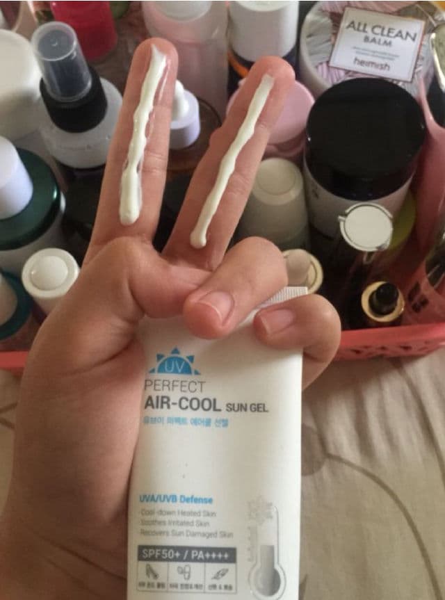 SNP Sunscreen UV Perfect Air Cool Sun Gel review photo by lismagiovani