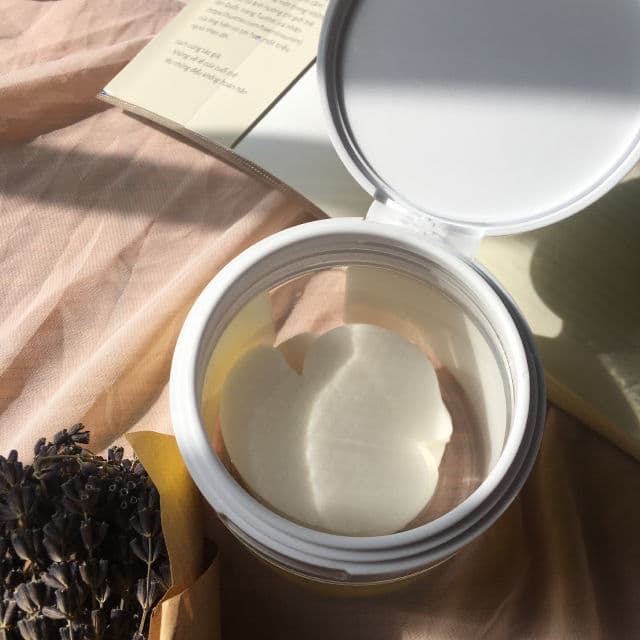 WellDerma  Calendula Calming Soon Cleansing Pad review photo by LizhReview
