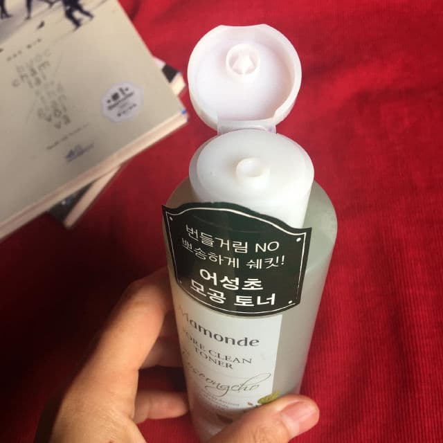 Mamonde Pore Clean Toner review photo by LizhReview