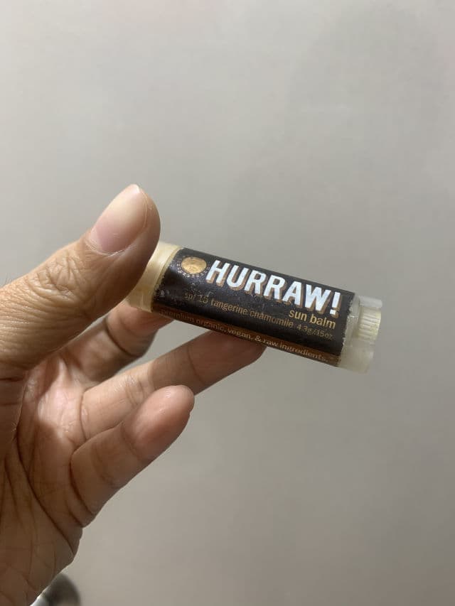Hurraw! Sun Lip Balm review photo by whitecastfashion