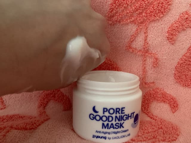 JJ Young Pore Good Night Mask review photo by lizziemichelle