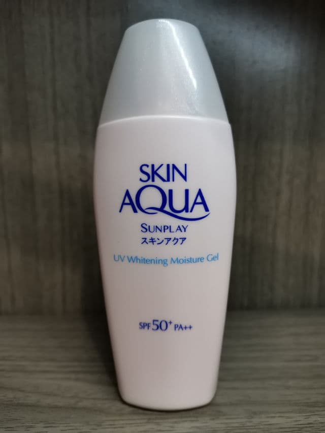 Sunplay Skin Aqua UV Whitening Moisture Gel SPF50 PA++ review photo by lovemyskinn