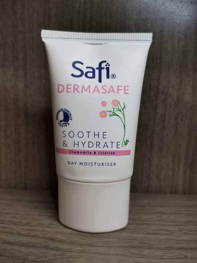 Safi Dermasafe Soothe & Hydrate Day Moisturizer review photo by lovemyskinn